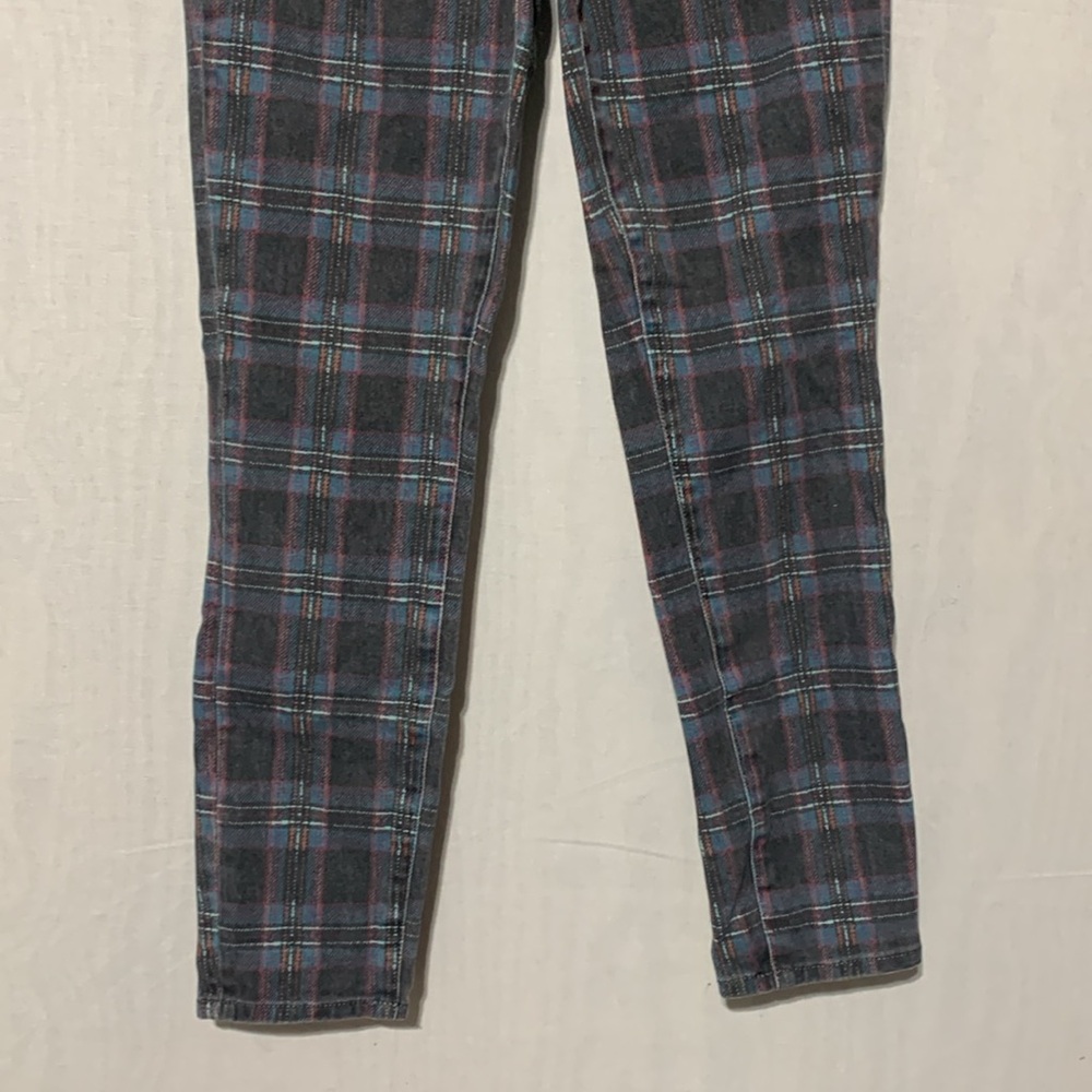 Paige Hoxton Ankle Plaid Jeans - Picture 7 of 11